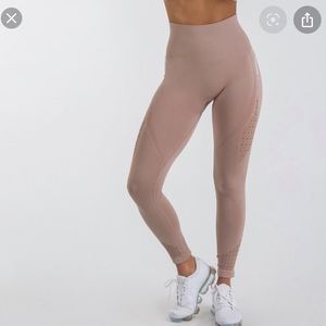 Gymshark Energy Seamless Taupe Leggings Medium